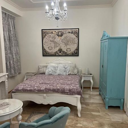 Kalitka Apartman Eger Buitenkant foto